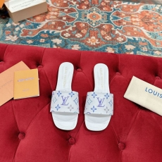 Louis Vuitton Slippers